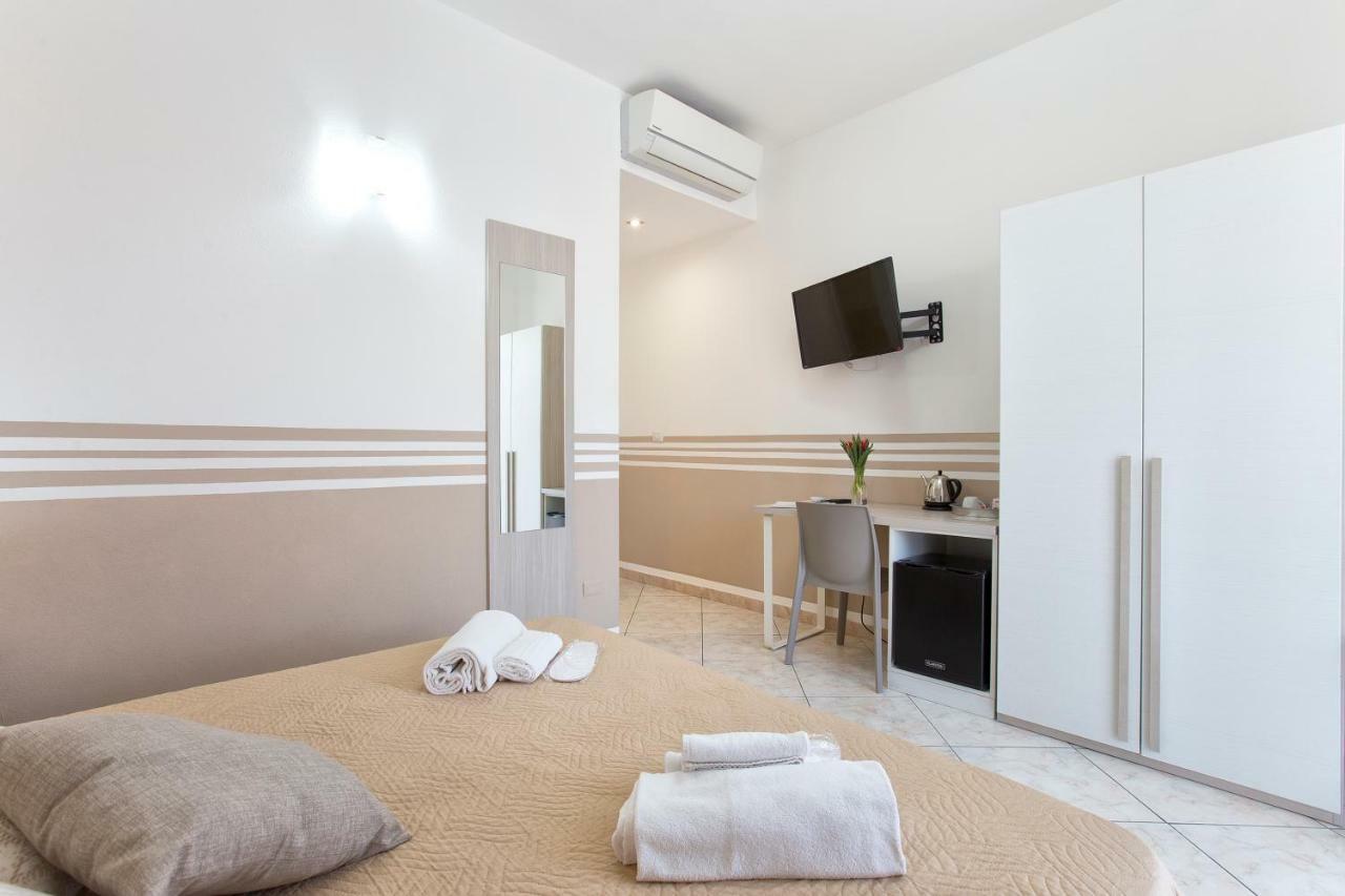 Alguest Hotell Alghero Exteriör bild